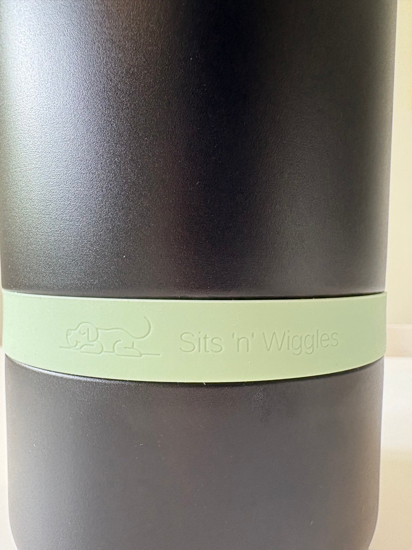 LIMITED EDITION | The Rover Bottle - STRAW LID OPTION