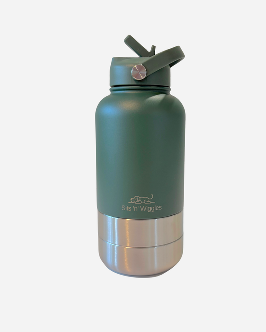 Rainforest Scout Adventure Bottle with Straw Lid and two detachable stainless steel bowls on a white background